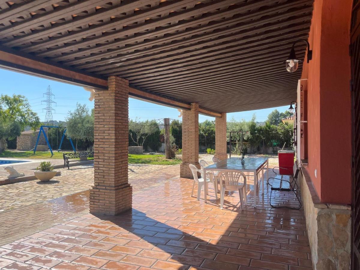 La Estacada Villa Lora del Río Exterior photo